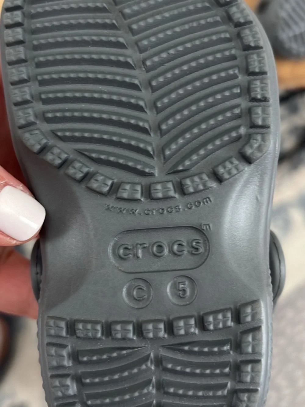 CROCS Kids Classic Clogs in Dark Gray